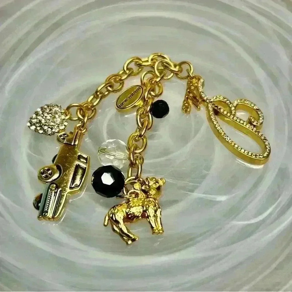 Weird Fun Cute Bundle of Charms in Gold Tone on Gold Tone Chain - Picture 1 of 3